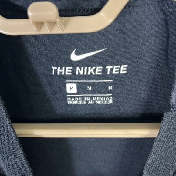 Men’s Nike T-shirt international with Gold swoosh logo Just Do It 2020. Size XL - Picture 3 of 4